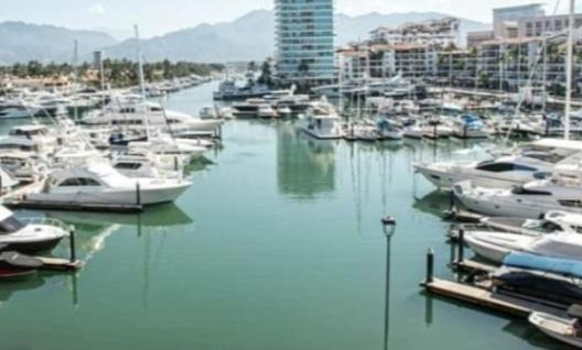 Avenida Paseo De La Marina 249, Marina Vallarta, 48335, Jal Пуерто-Вальярта Екстер'єр фото